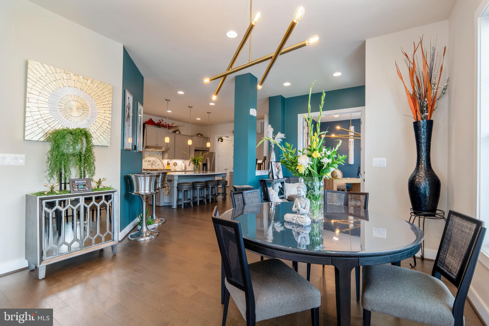 TWO RIVERS - Residential