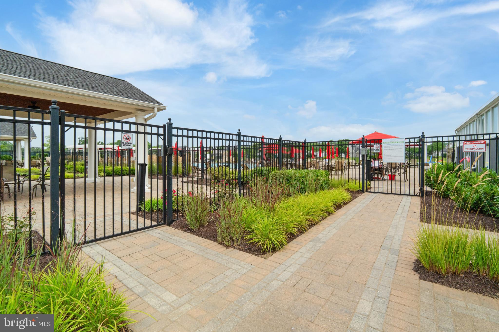 TWO RIVERS - Residential
