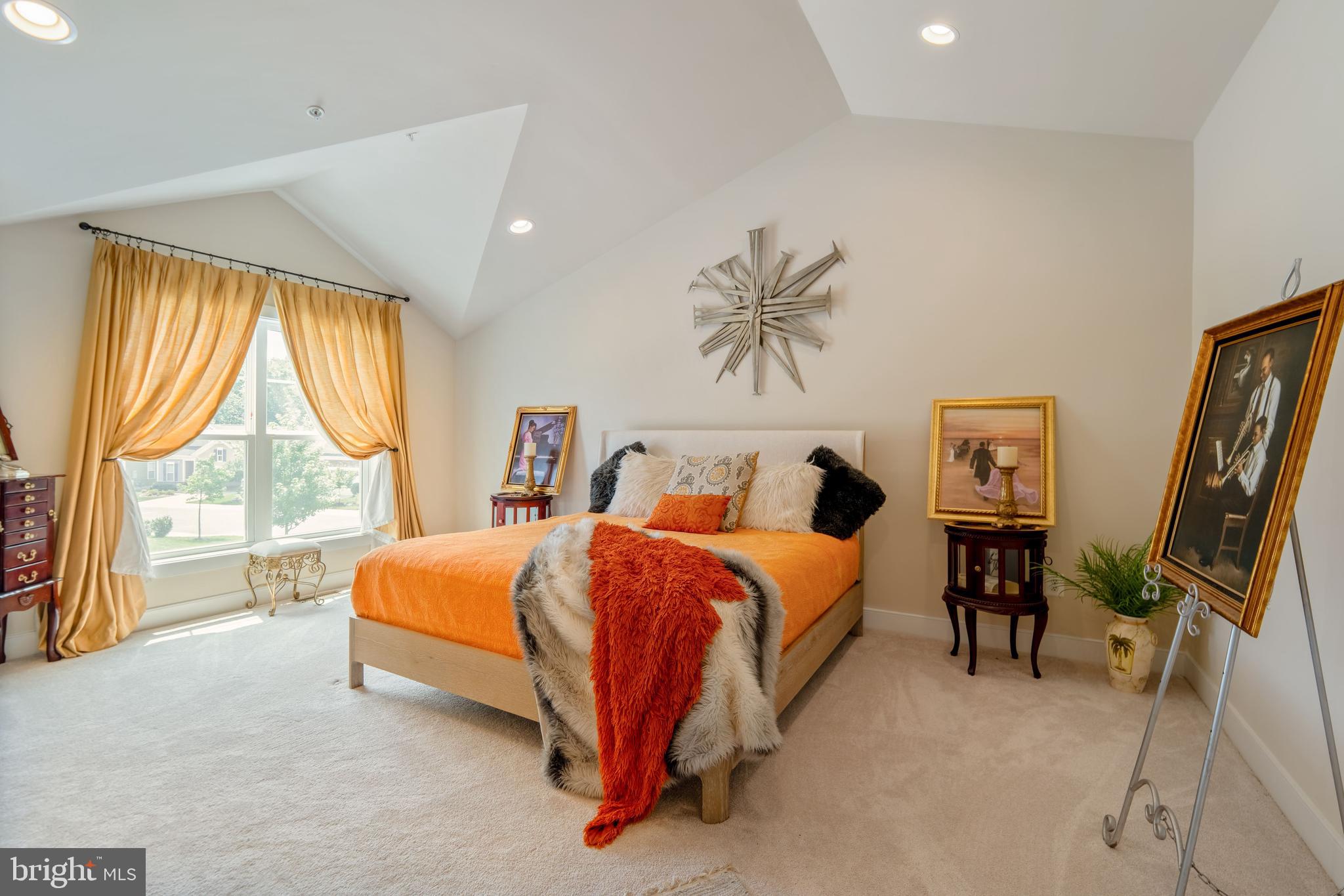 TWO RIVERS - Residential