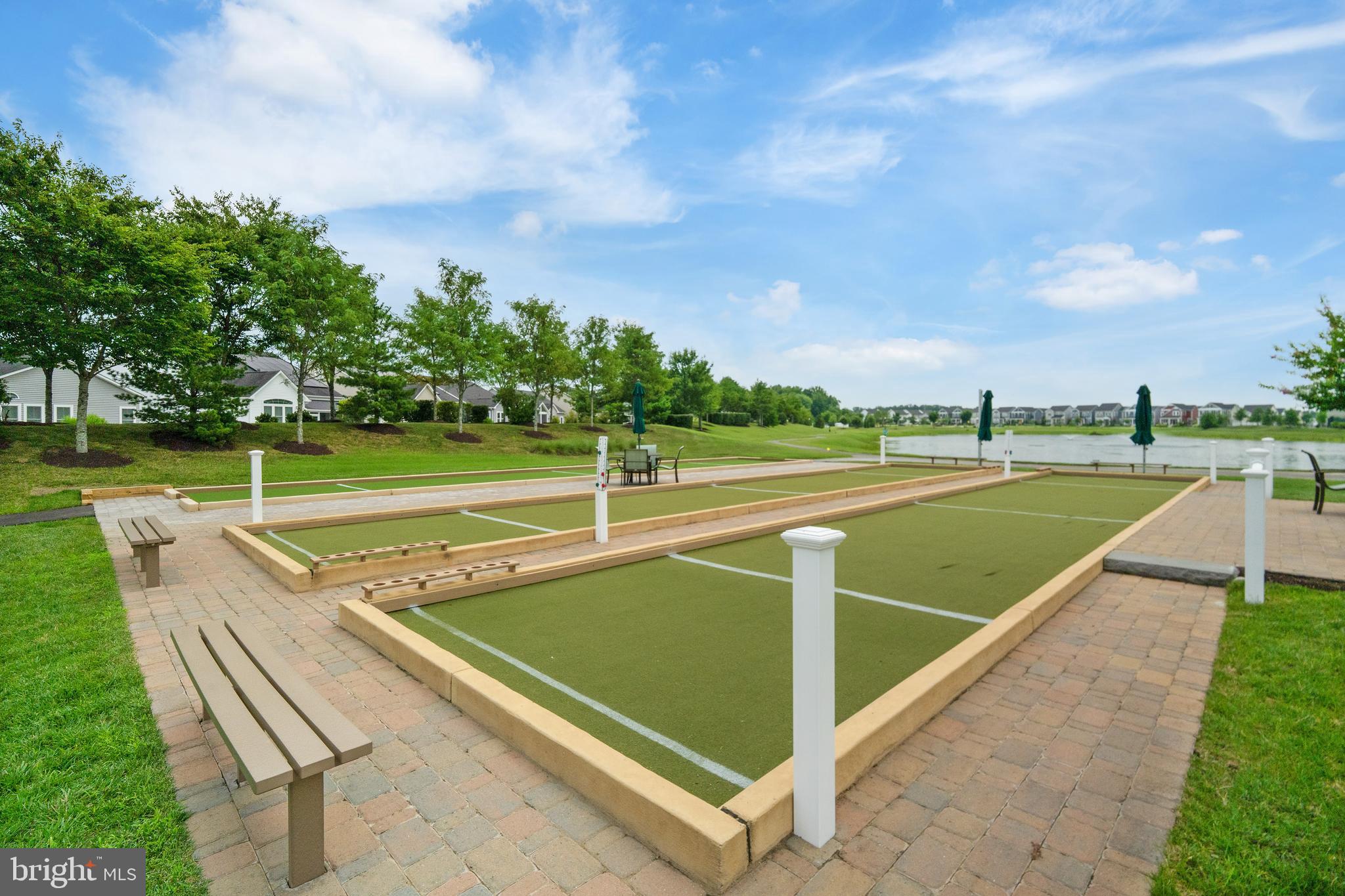 TWO RIVERS - Residential