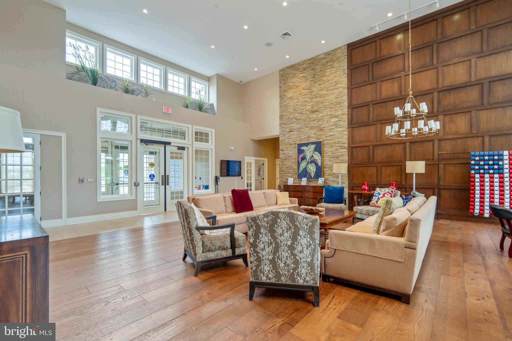 TWO RIVERS - Residential