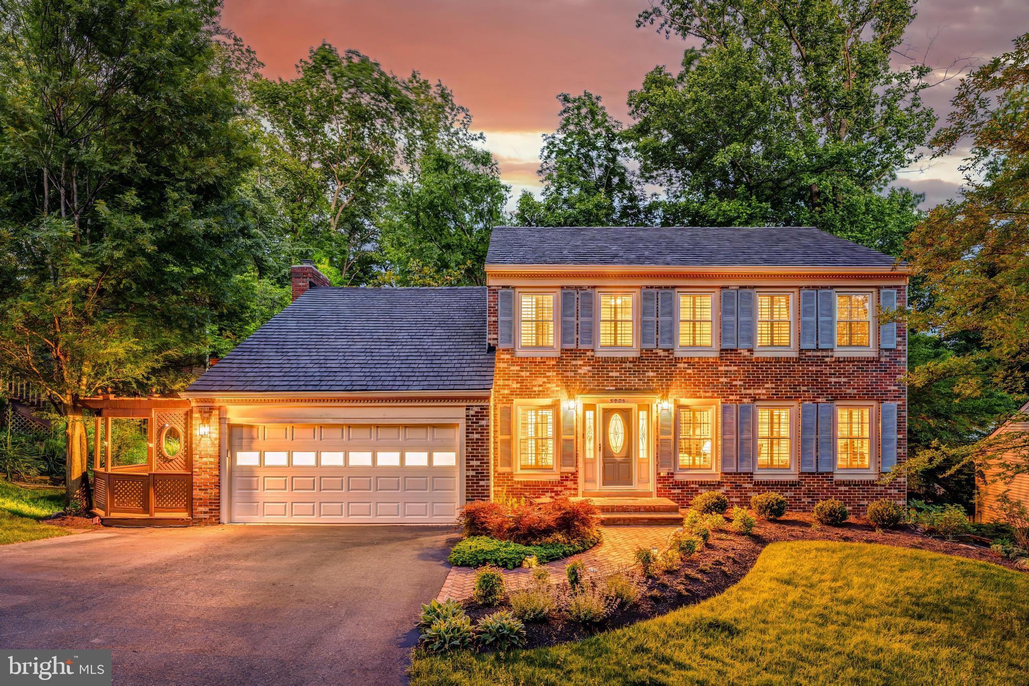 THE PALISADES - Residential