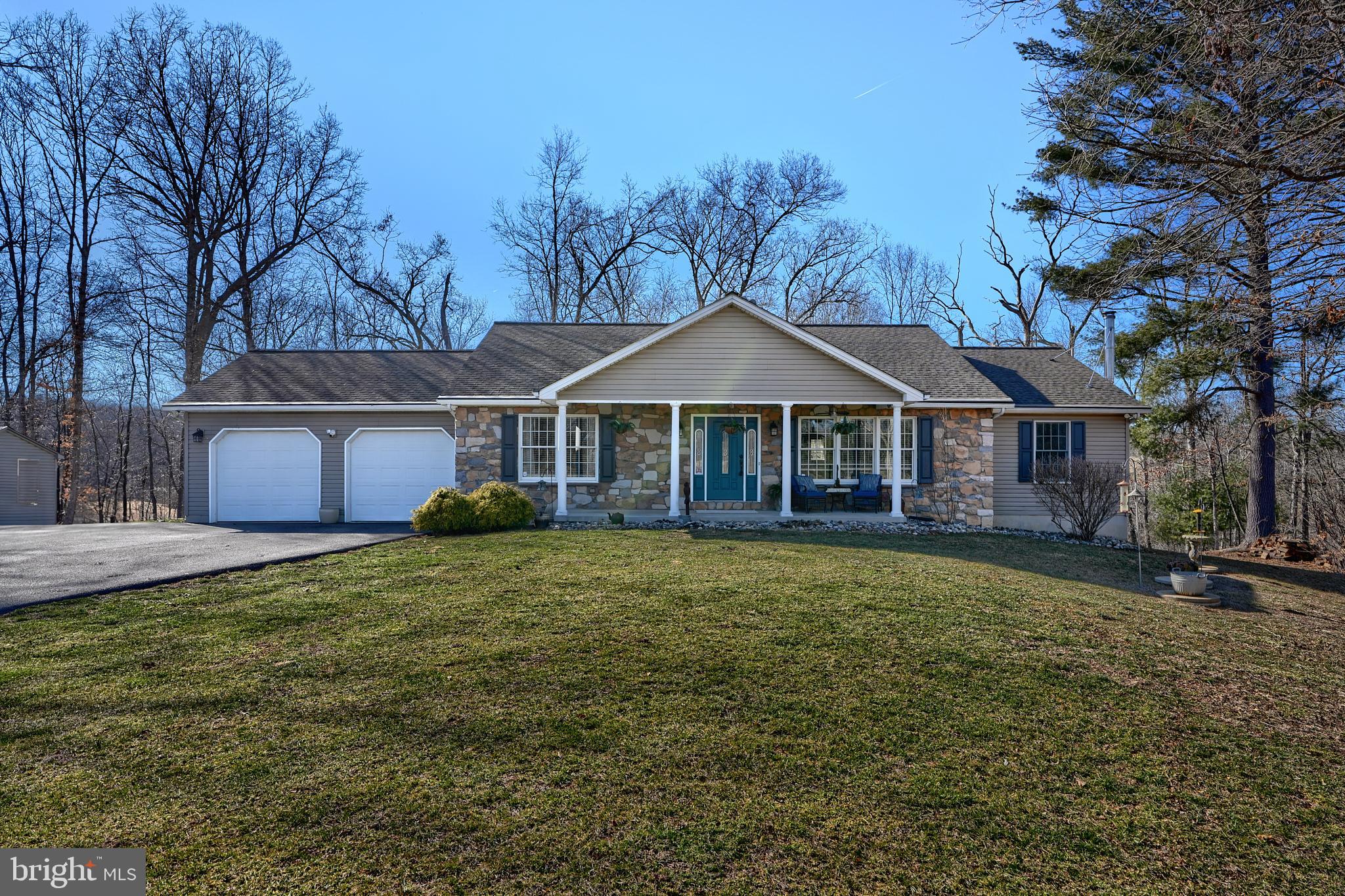 HIGH ROCK - Residential