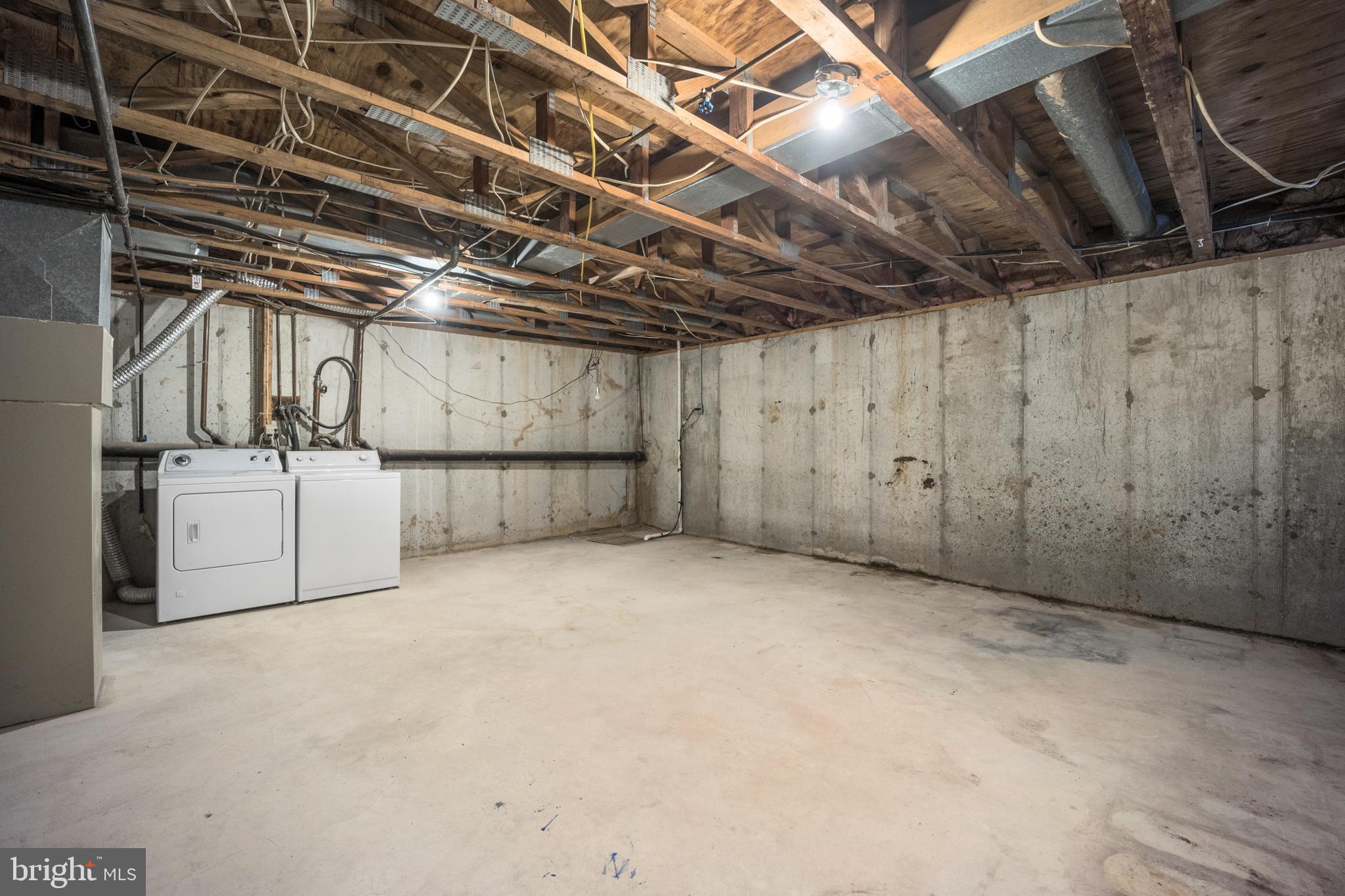 NORTHRIDGE ESTATES - Residential