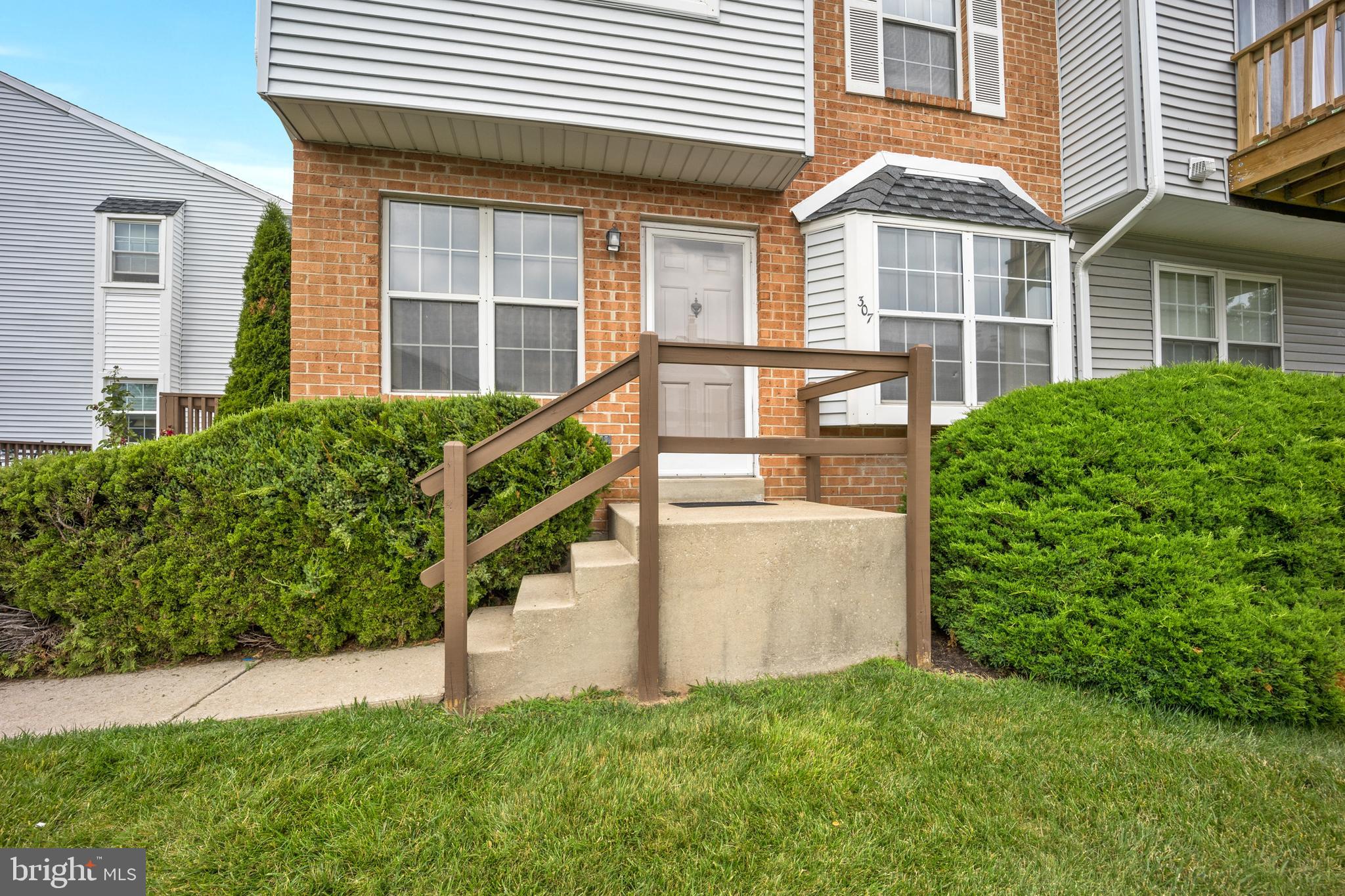 NORTHRIDGE ESTATES - Residential