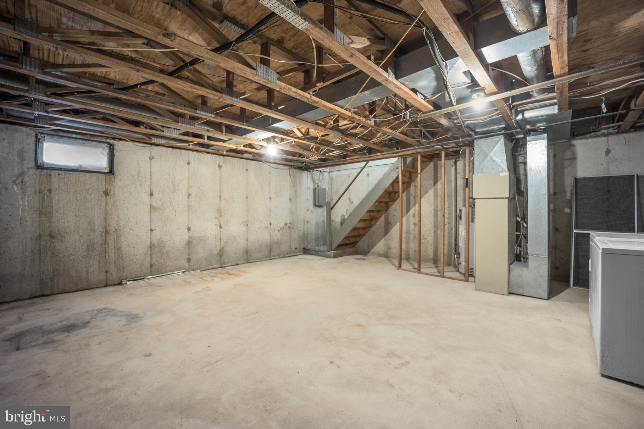 NORTHRIDGE ESTATES - Residential
