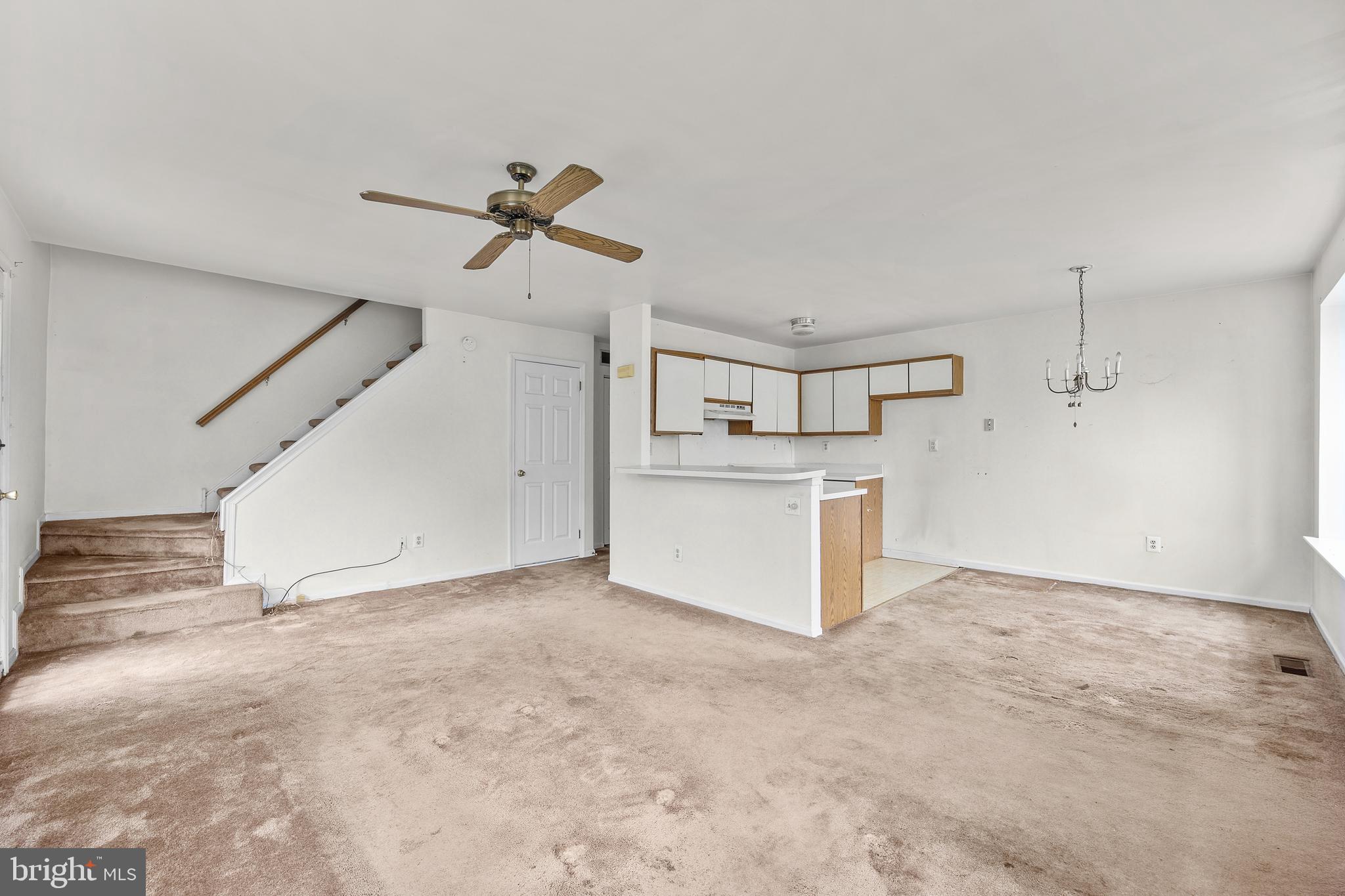 NORTHRIDGE ESTATES - Residential