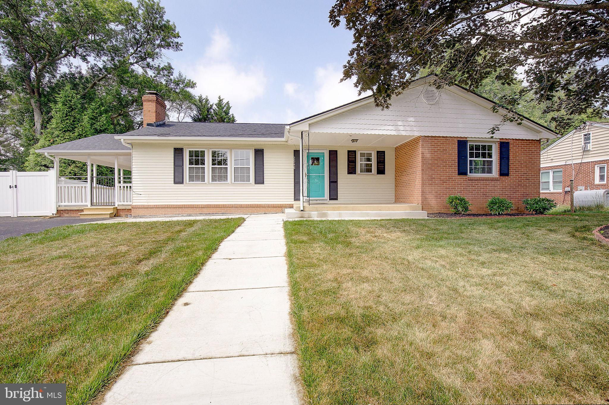 HUNTING HILLS ESTATES - Residential