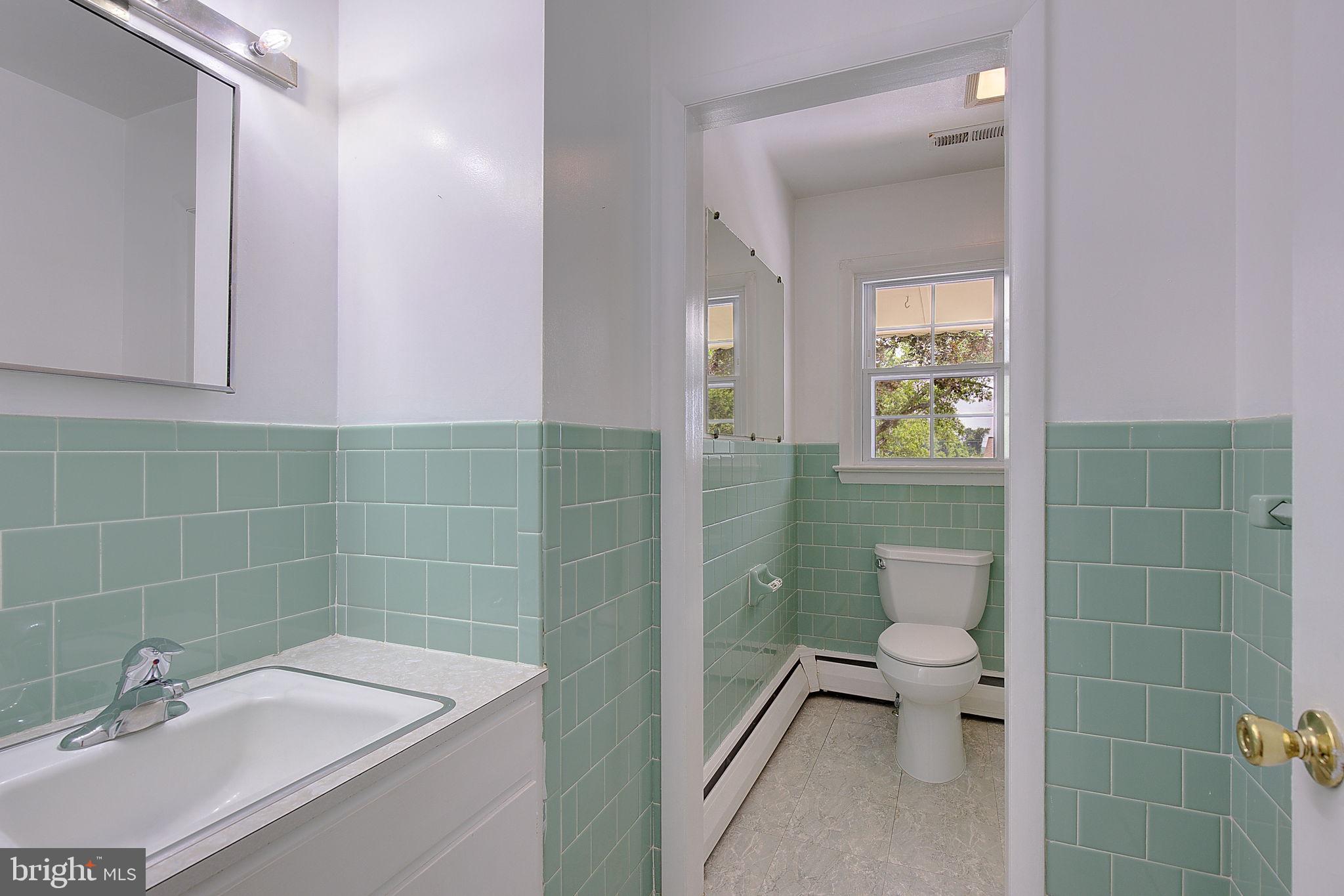 HUNTING HILLS ESTATES - Residential