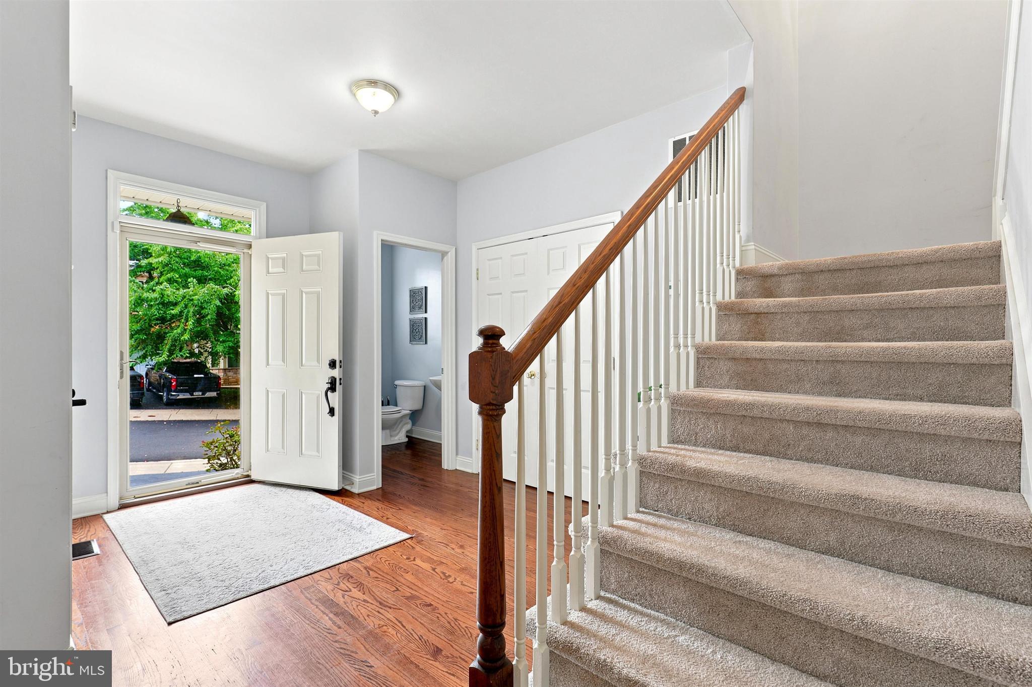 HILLCREST GLEN - Residential