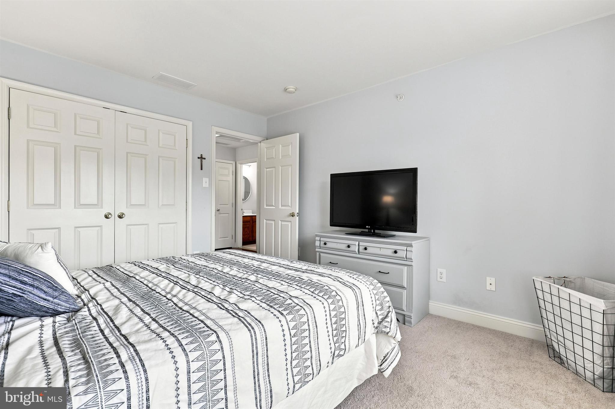 HILLCREST GLEN - Residential