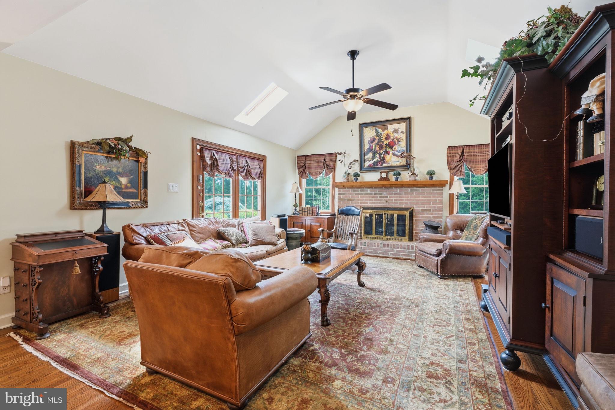 MILL POND - Residential