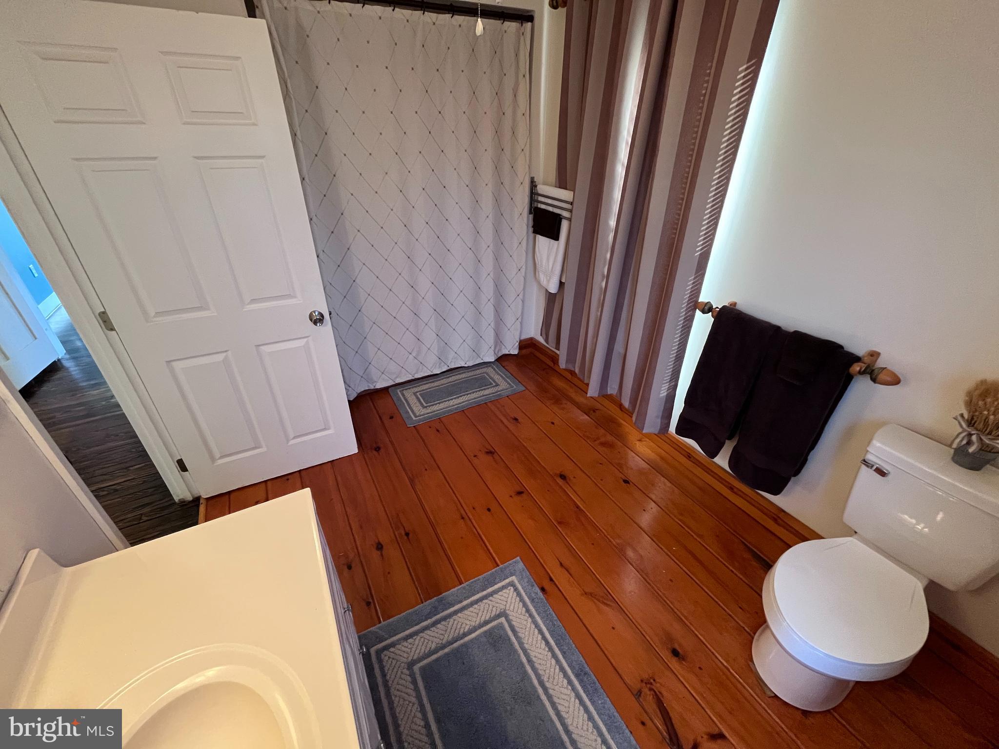 WEST SIDE - Residential