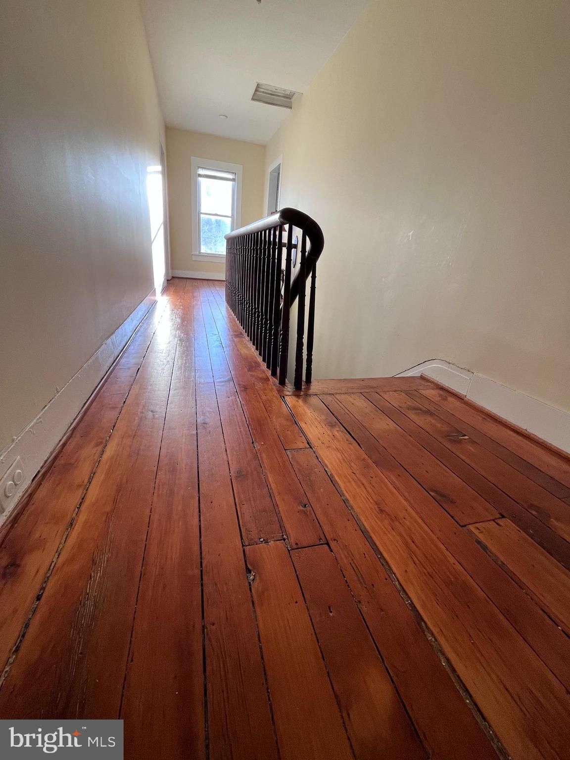 WEST SIDE - Residential