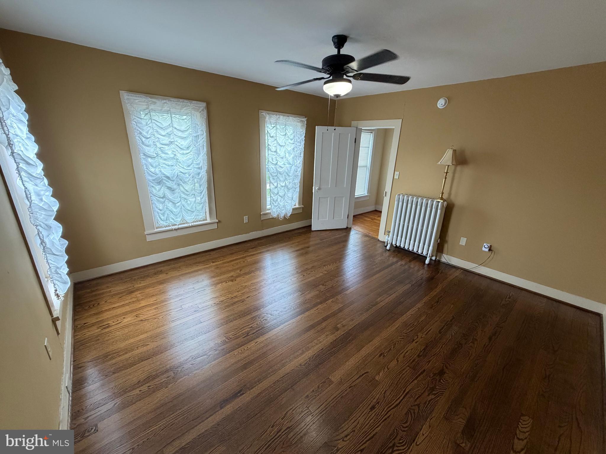 WEST SIDE - Residential