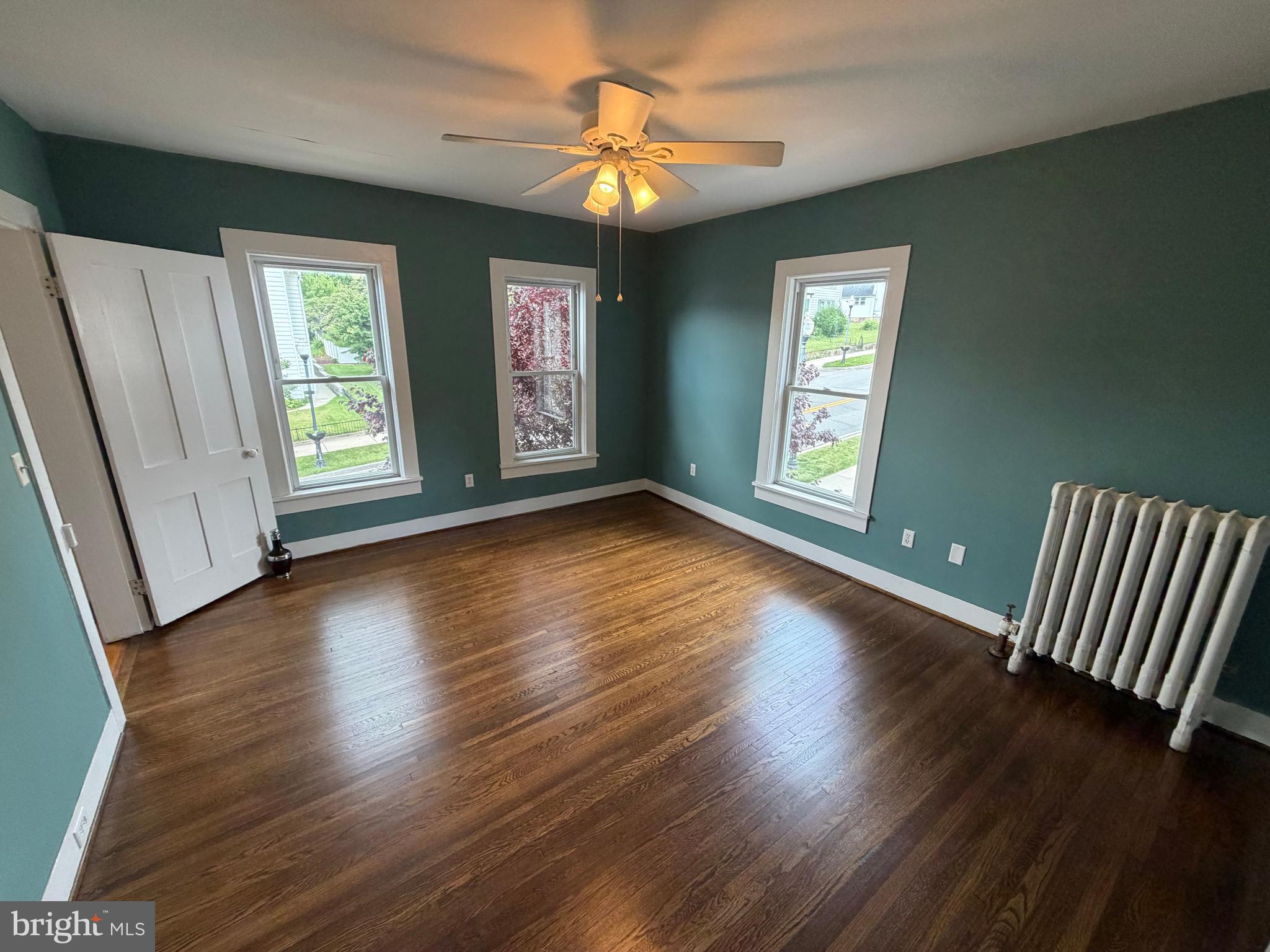 WEST SIDE - Residential