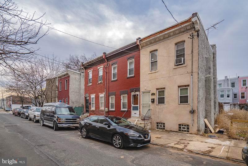 Duplex in emerging neighborhood of Sharswood. Utilities are not separated. This is a project for a new or experienced investor. Price reflects condition