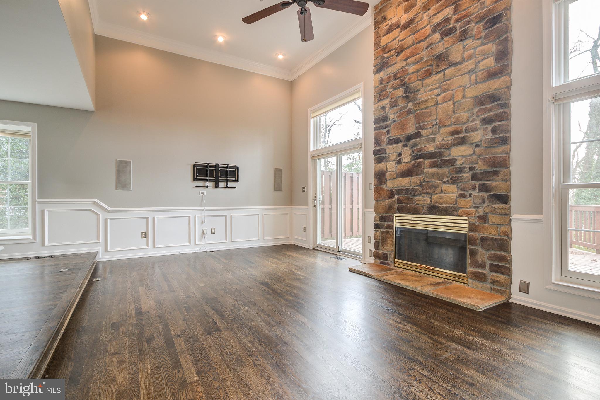 OLD GEORGETOWN VILLAGE - Residential Lease