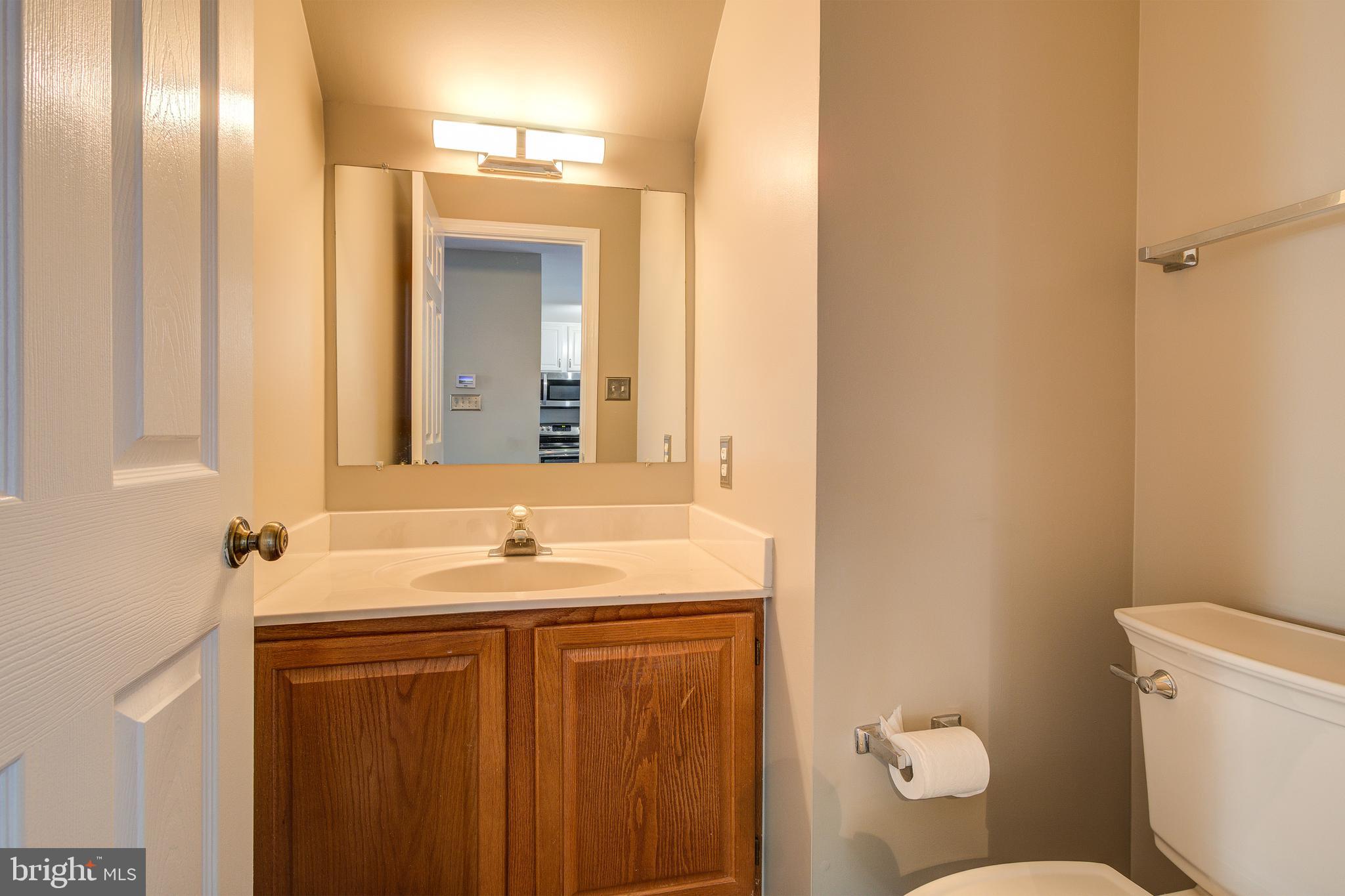 OLD GEORGETOWN VILLAGE - Residential Lease