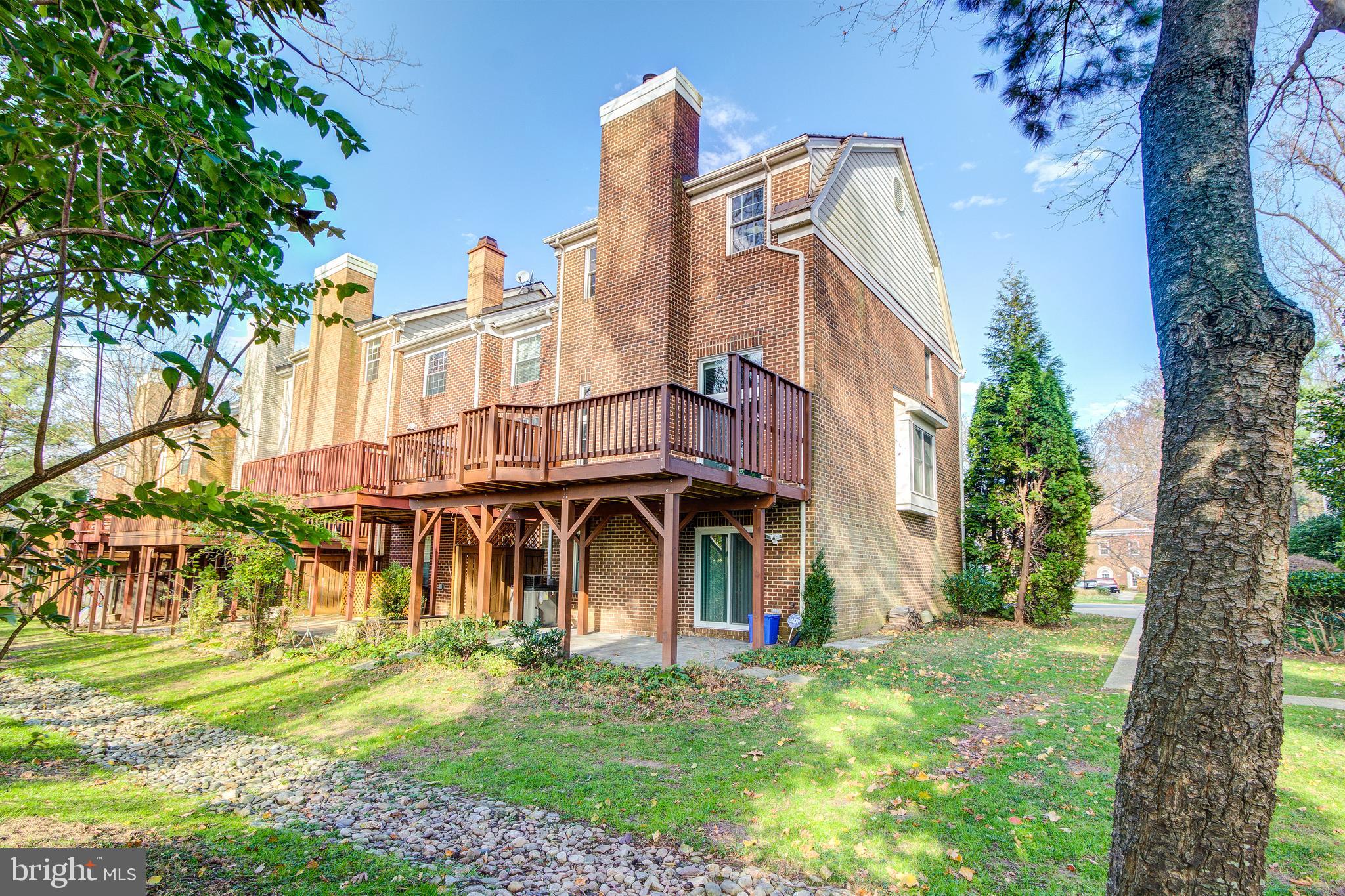 OLD GEORGETOWN VILLAGE - Residential Lease