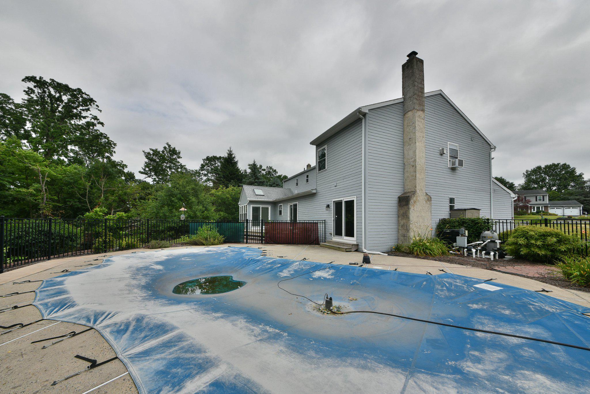 HARLEYSVILLE - Residential