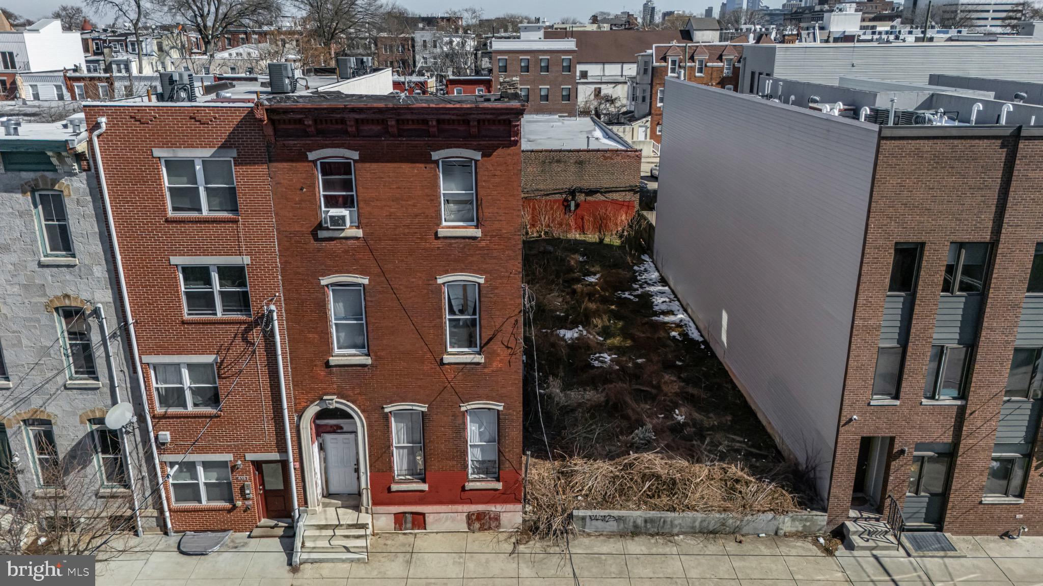 WEST POWELTON - Land