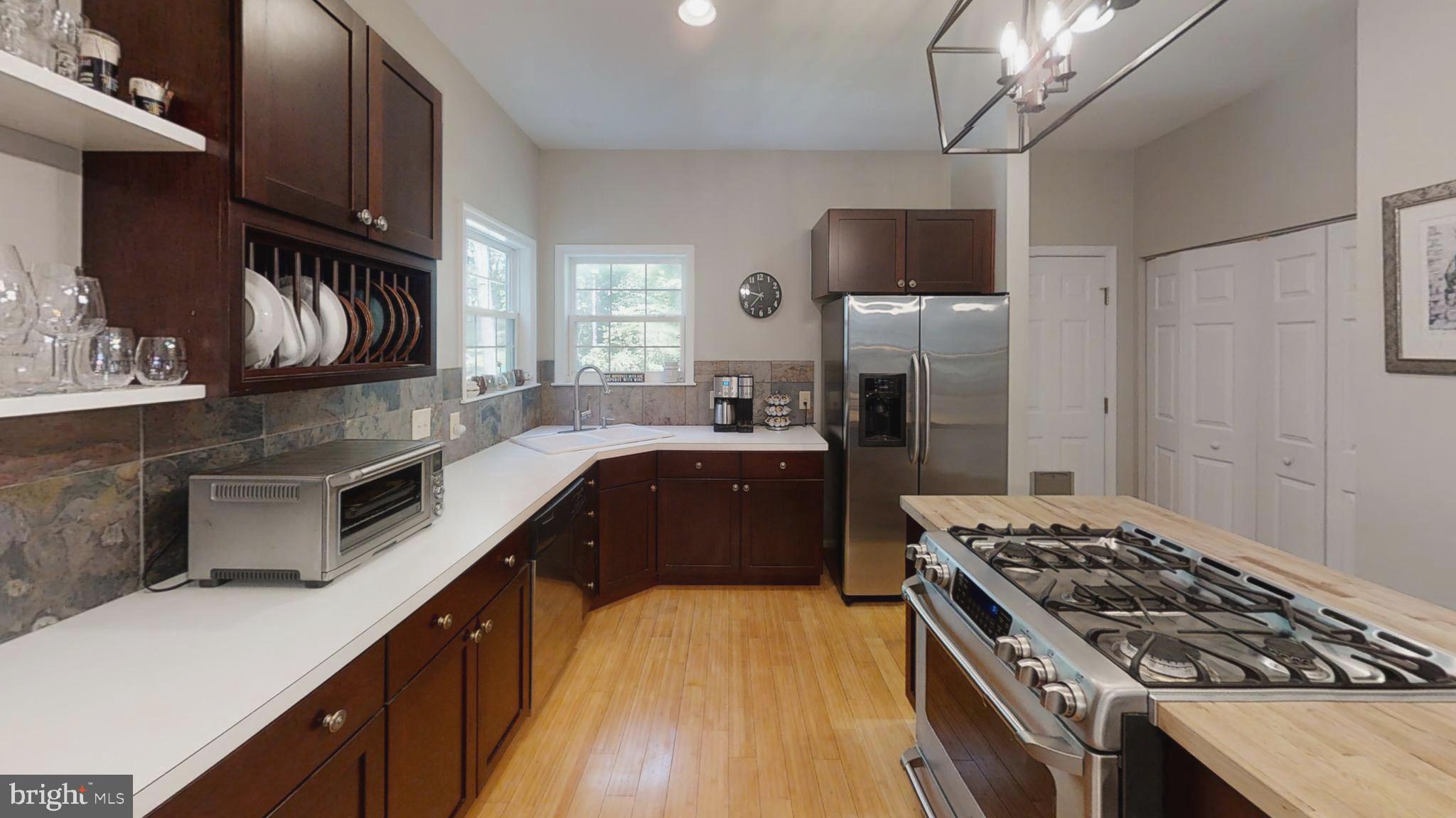 MOOREFIELDS LANDING - Residential