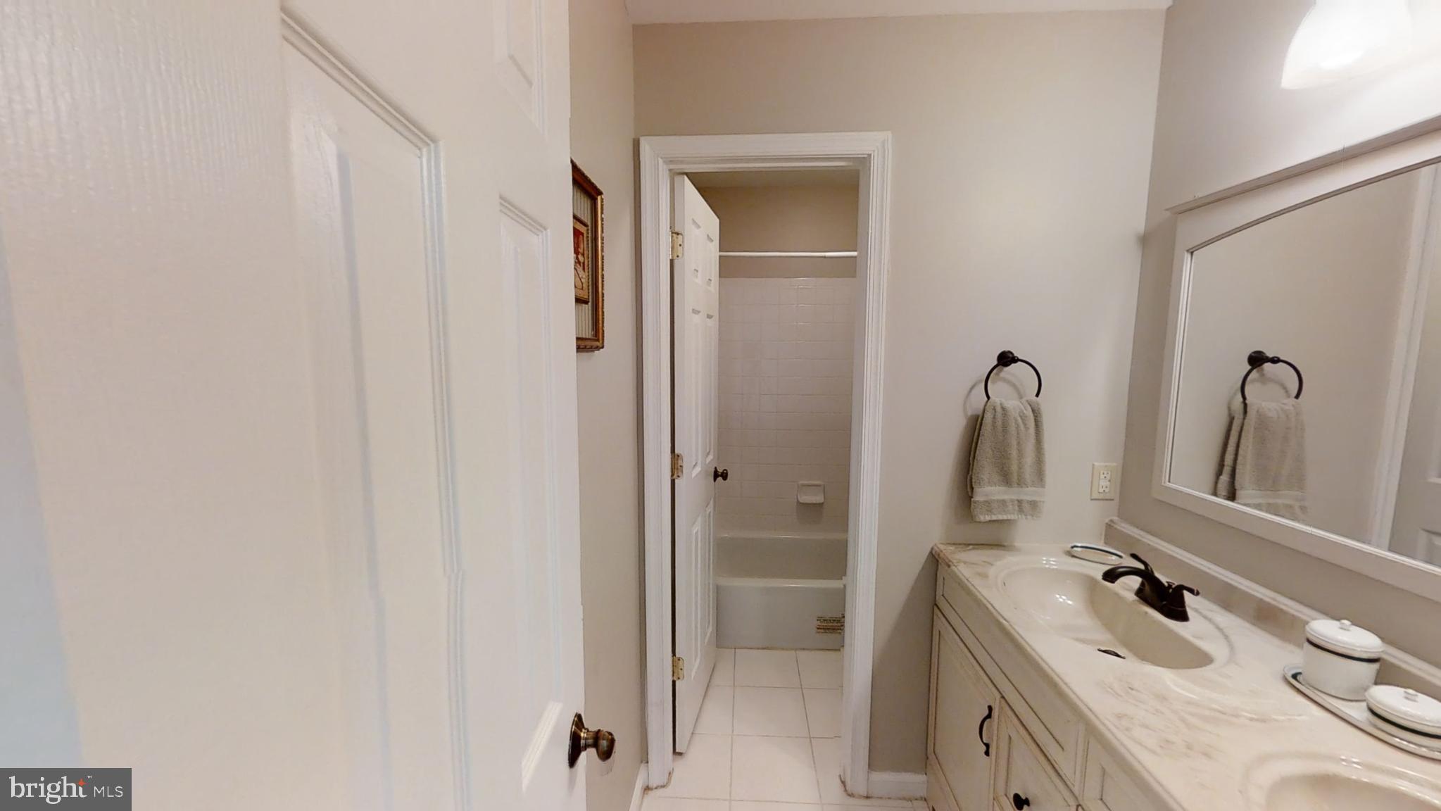 MOOREFIELDS LANDING - Residential