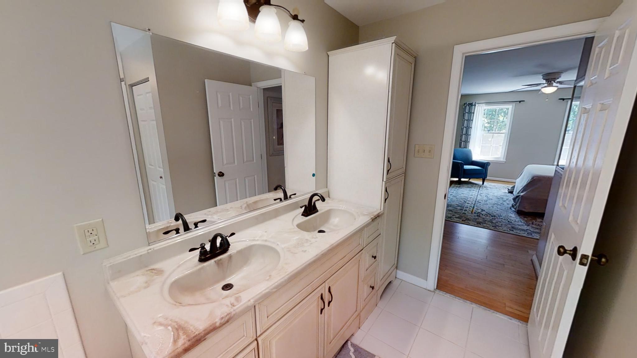 MOOREFIELDS LANDING - Residential