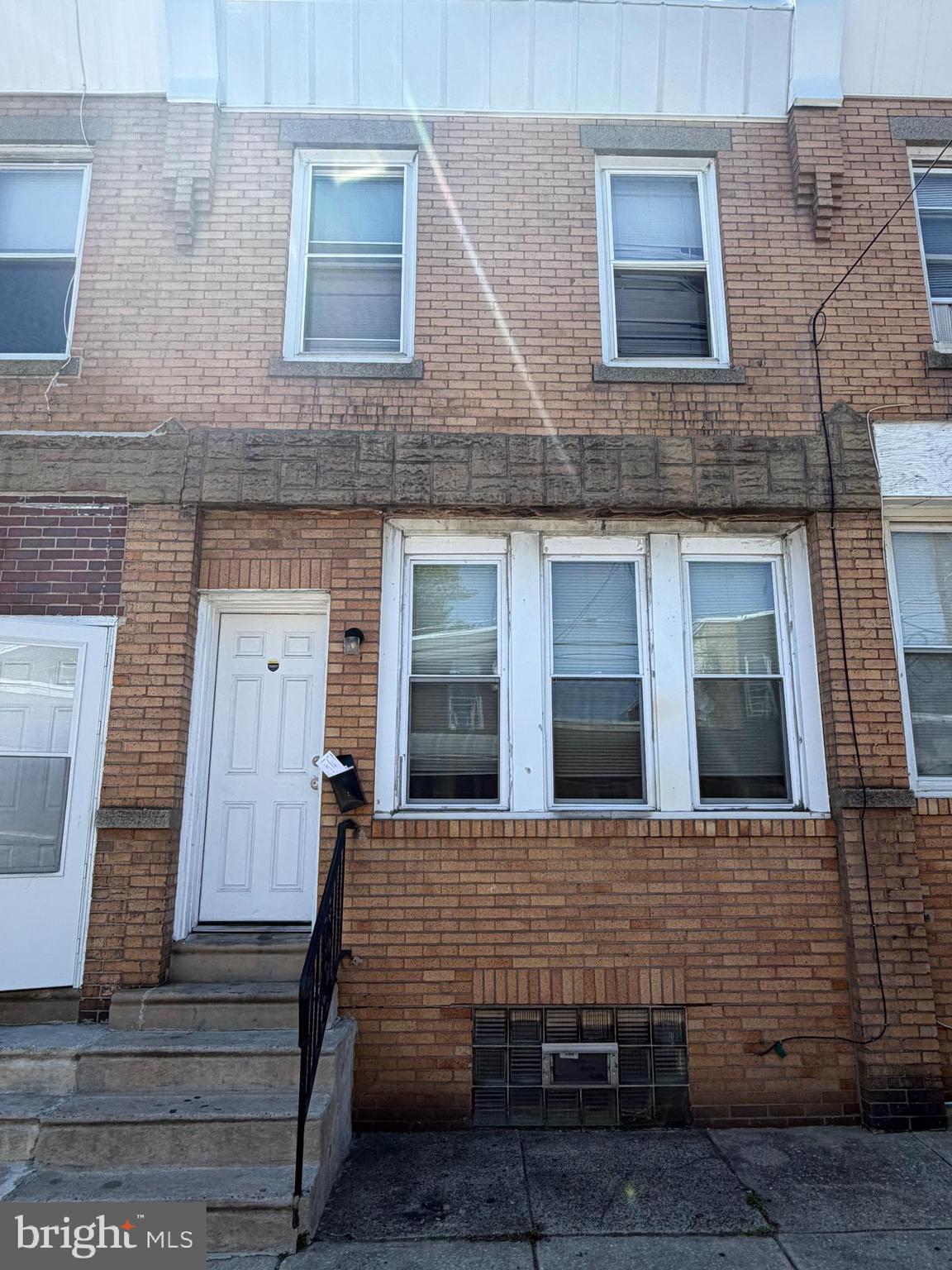 For sale - Amazing opportunity to get your hands on this turn key rowhome in a very popular Frankford area. Property sits on Bridge st. only a minute walk to the bus stop. Its perfect location between Route 1 and I-95, along with very close proximity to Frankford bus station allows for easy commute anywhere in and out of Philadelphia County.  Schools and stores are also a few blocks away. This property is great for either first time home buyers looking to get an affordable property and make it their own, or a seasoned investor. Rents for properties in this area go for $1700 a month according to PHA payment standards.
Come, take a look.