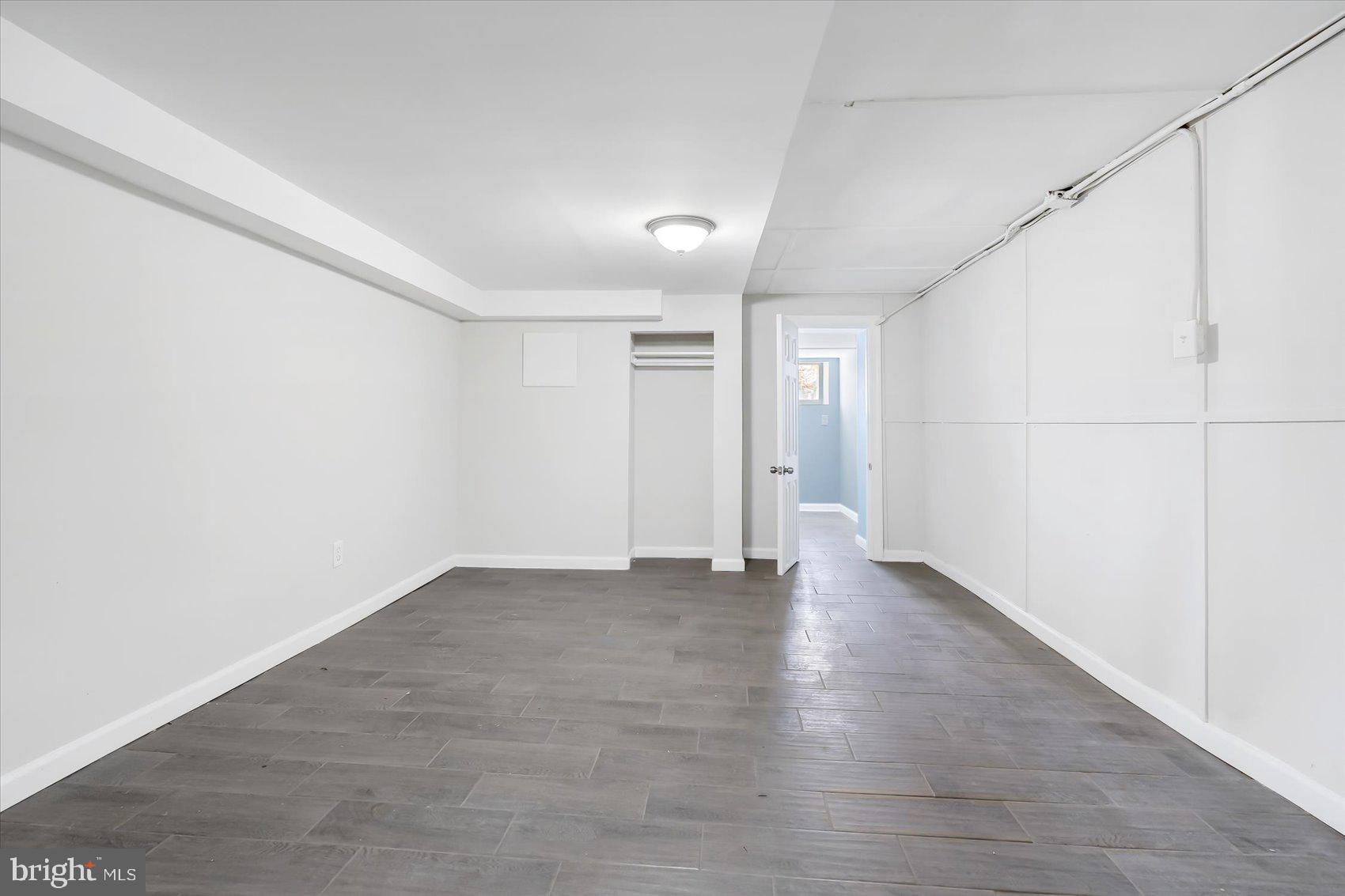 LOYOLA - NOTRE DAME - Residential Lease