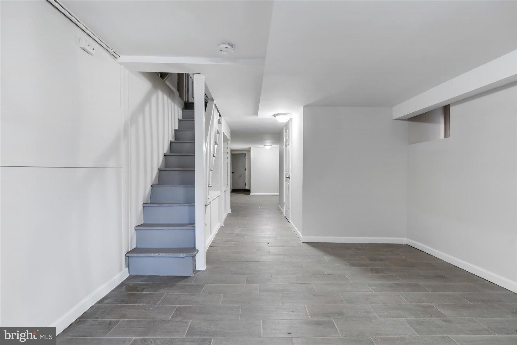 LOYOLA - NOTRE DAME - Residential Lease