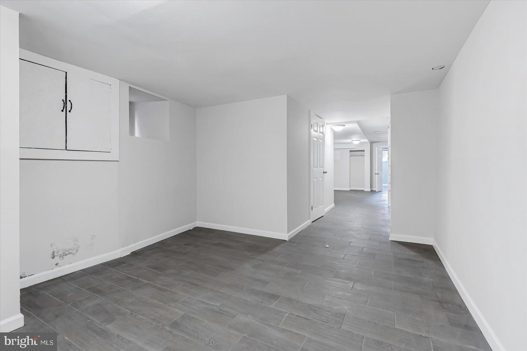 LOYOLA - NOTRE DAME - Residential Lease