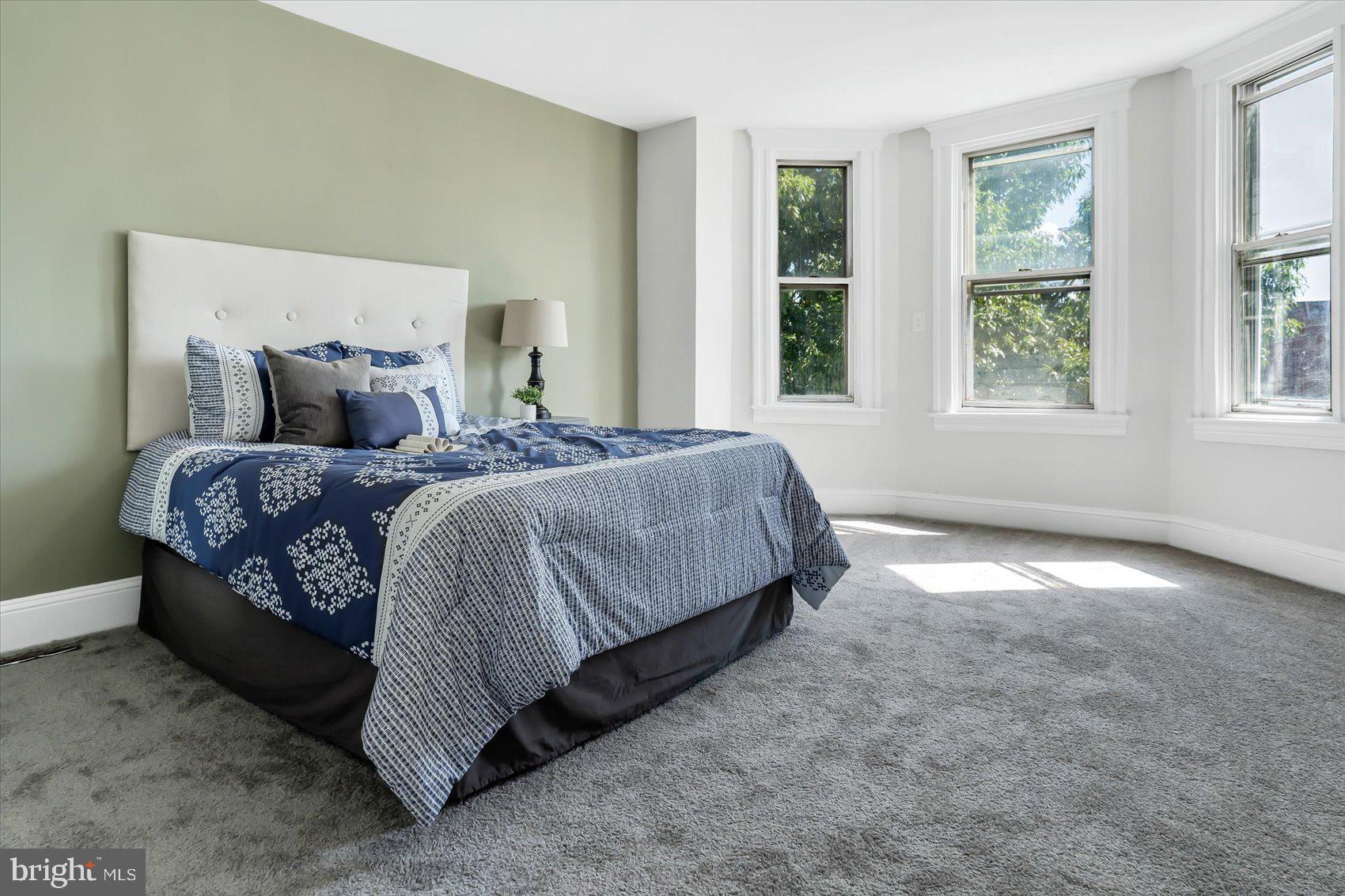 LOYOLA - NOTRE DAME - Residential Lease
