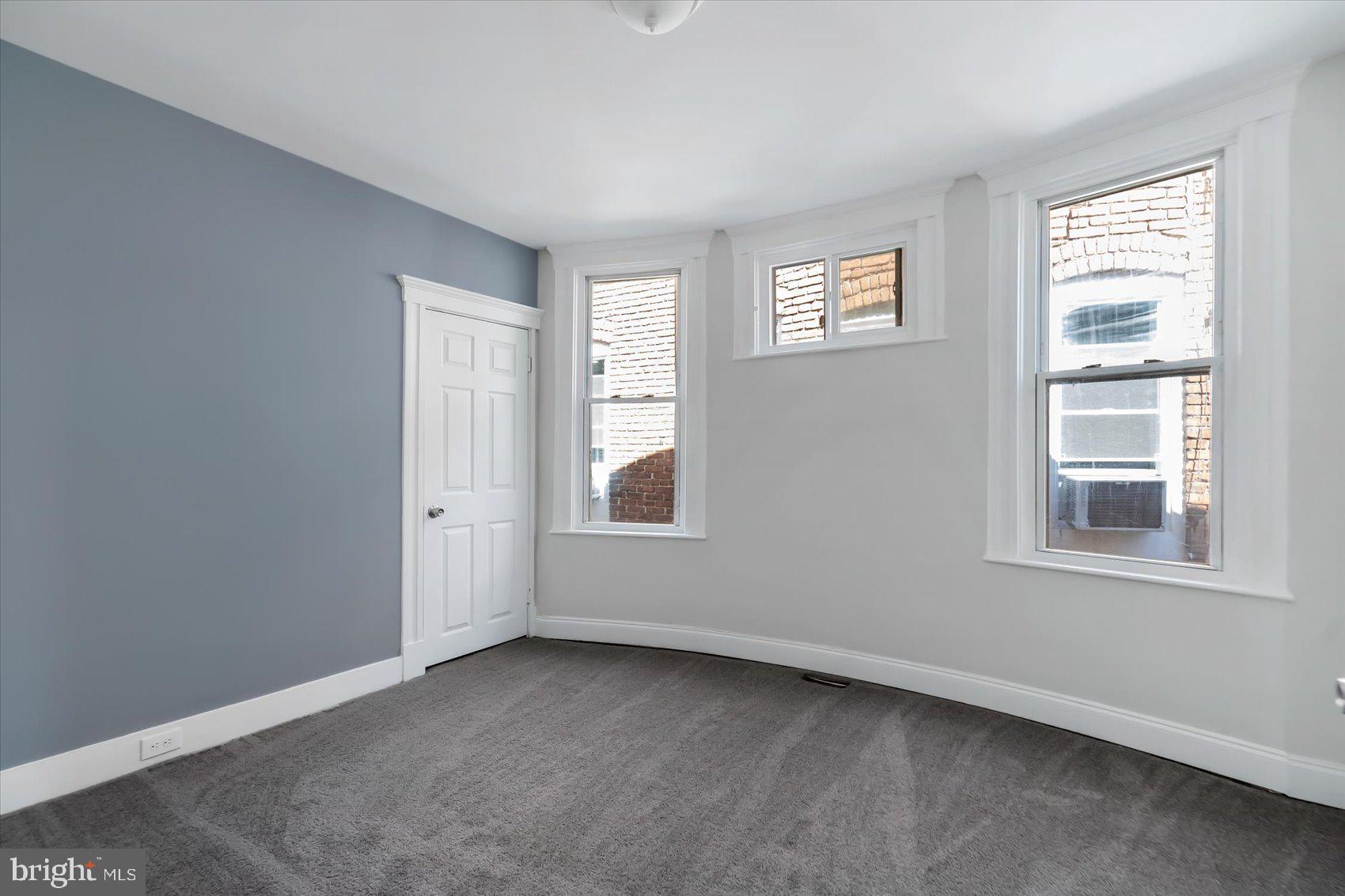 LOYOLA - NOTRE DAME - Residential Lease