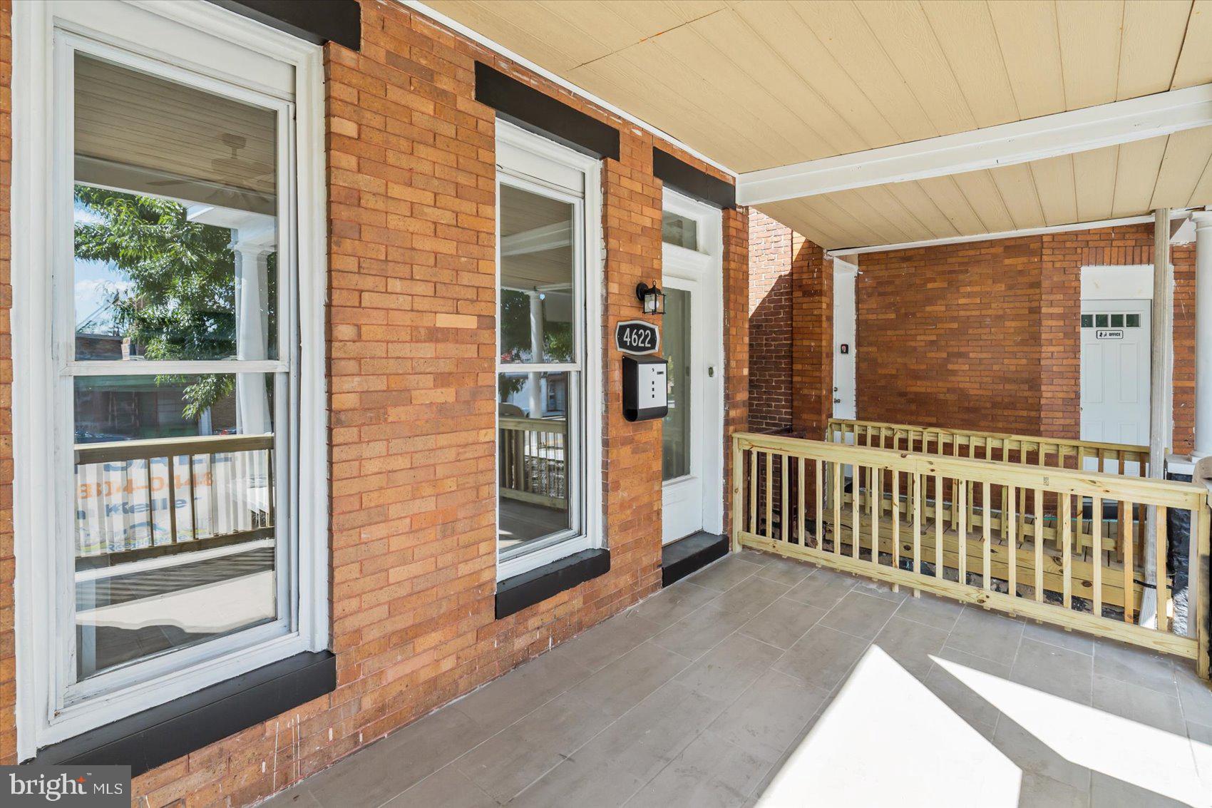 LOYOLA - NOTRE DAME - Residential Lease