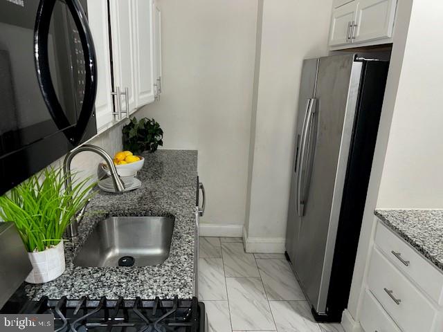 LOYOLA - NOTRE DAME - Residential Lease