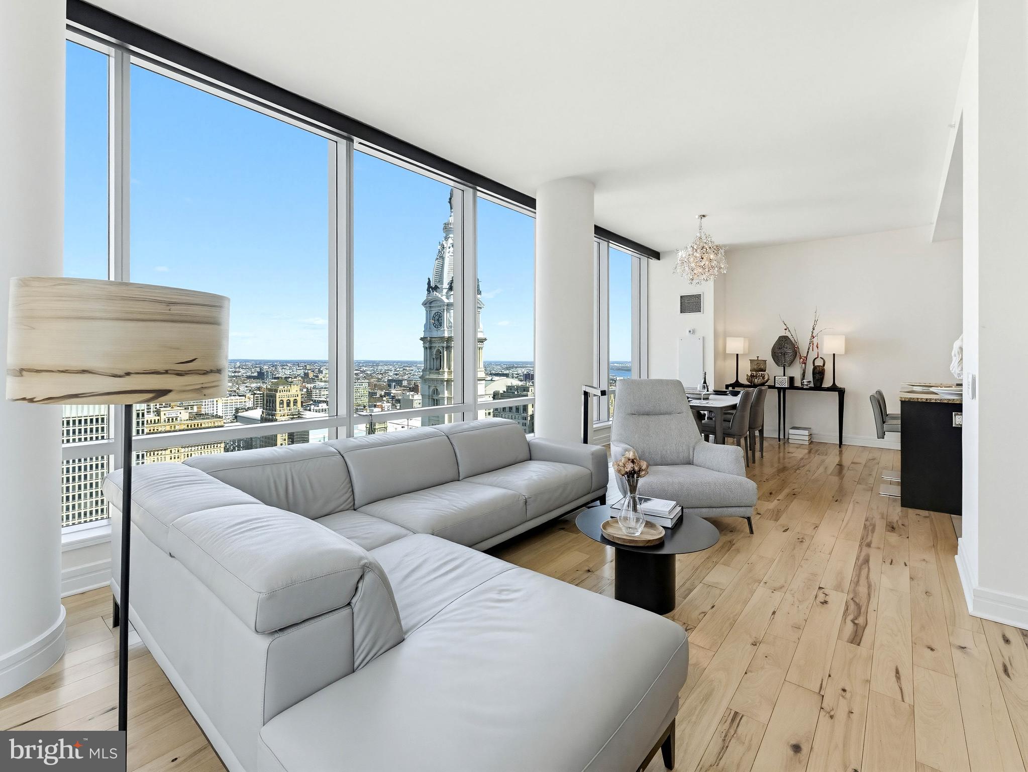 AVENUE OF THE ARTS - Residential