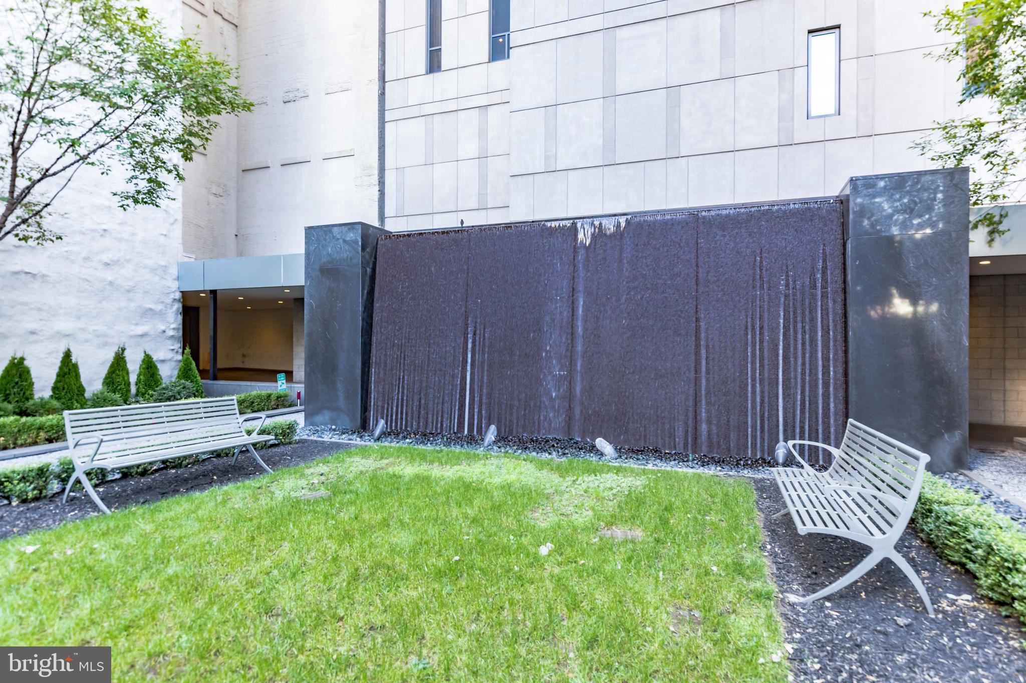 AVENUE OF THE ARTS - Residential