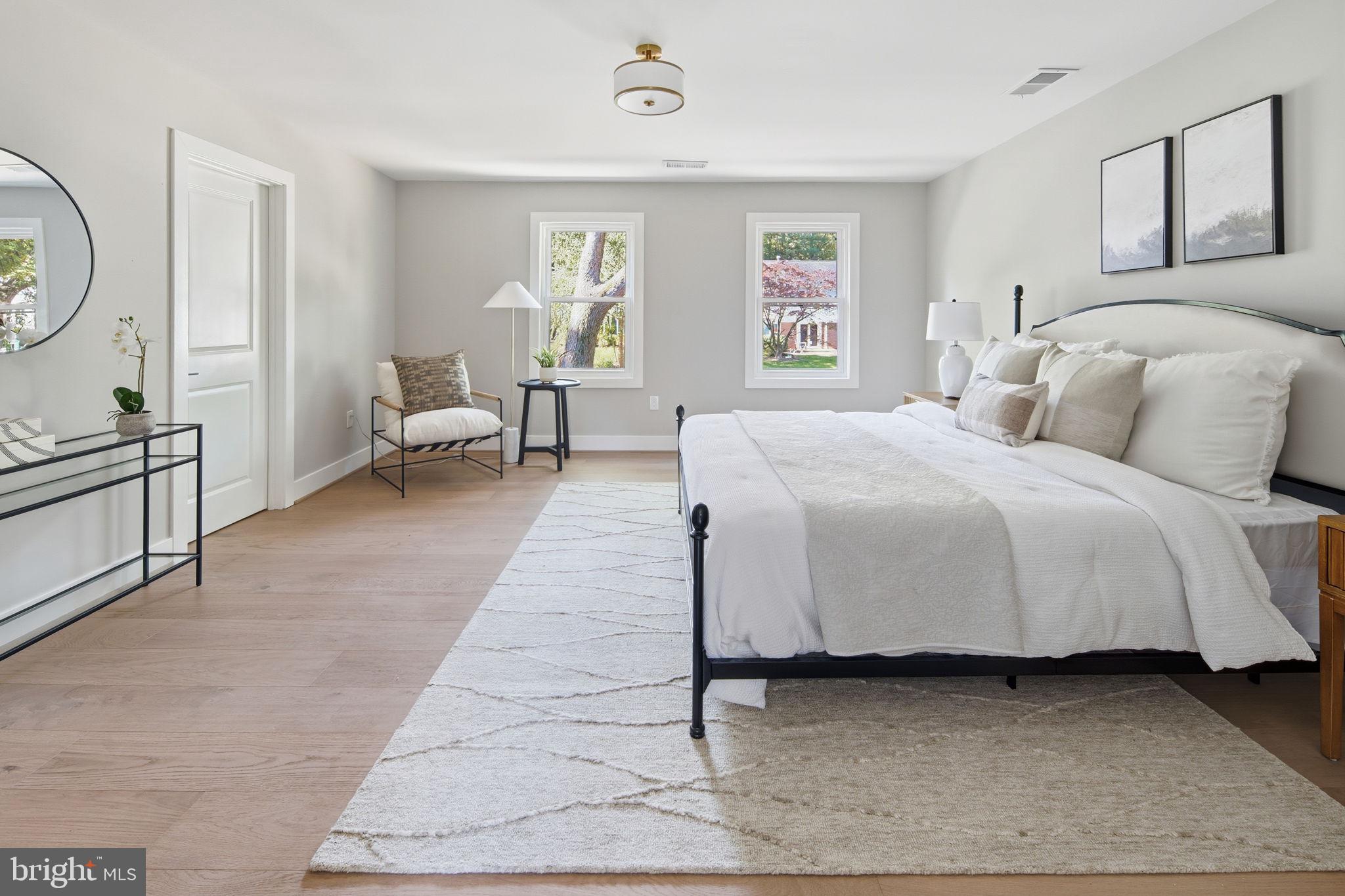 VIENNA OAKS - Residential