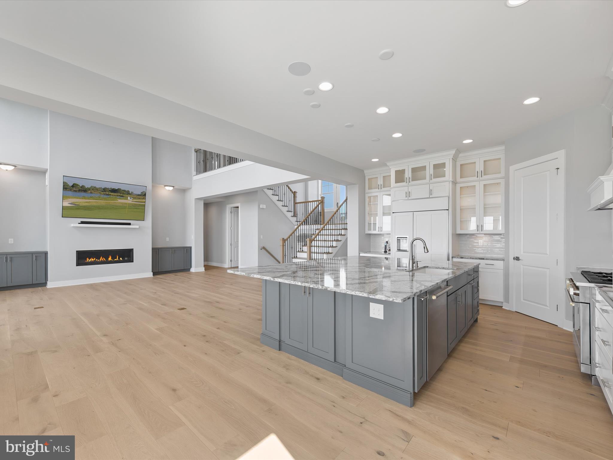 PENINSULA - Residential