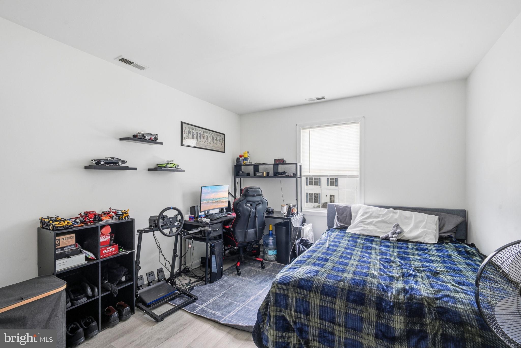 TOWN OF GREENSBORO - Residential