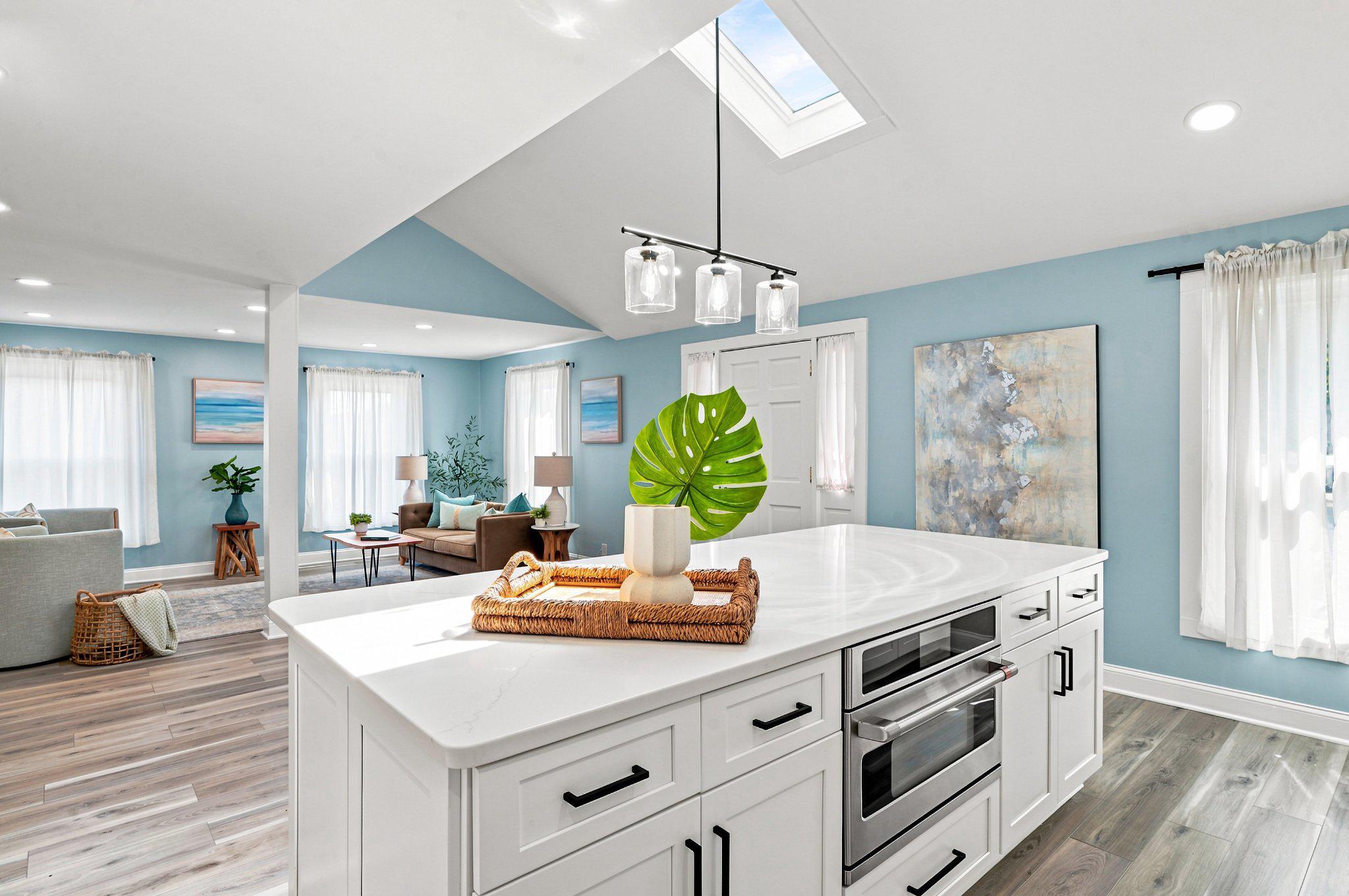 EDGEWATER BEACH - Residential