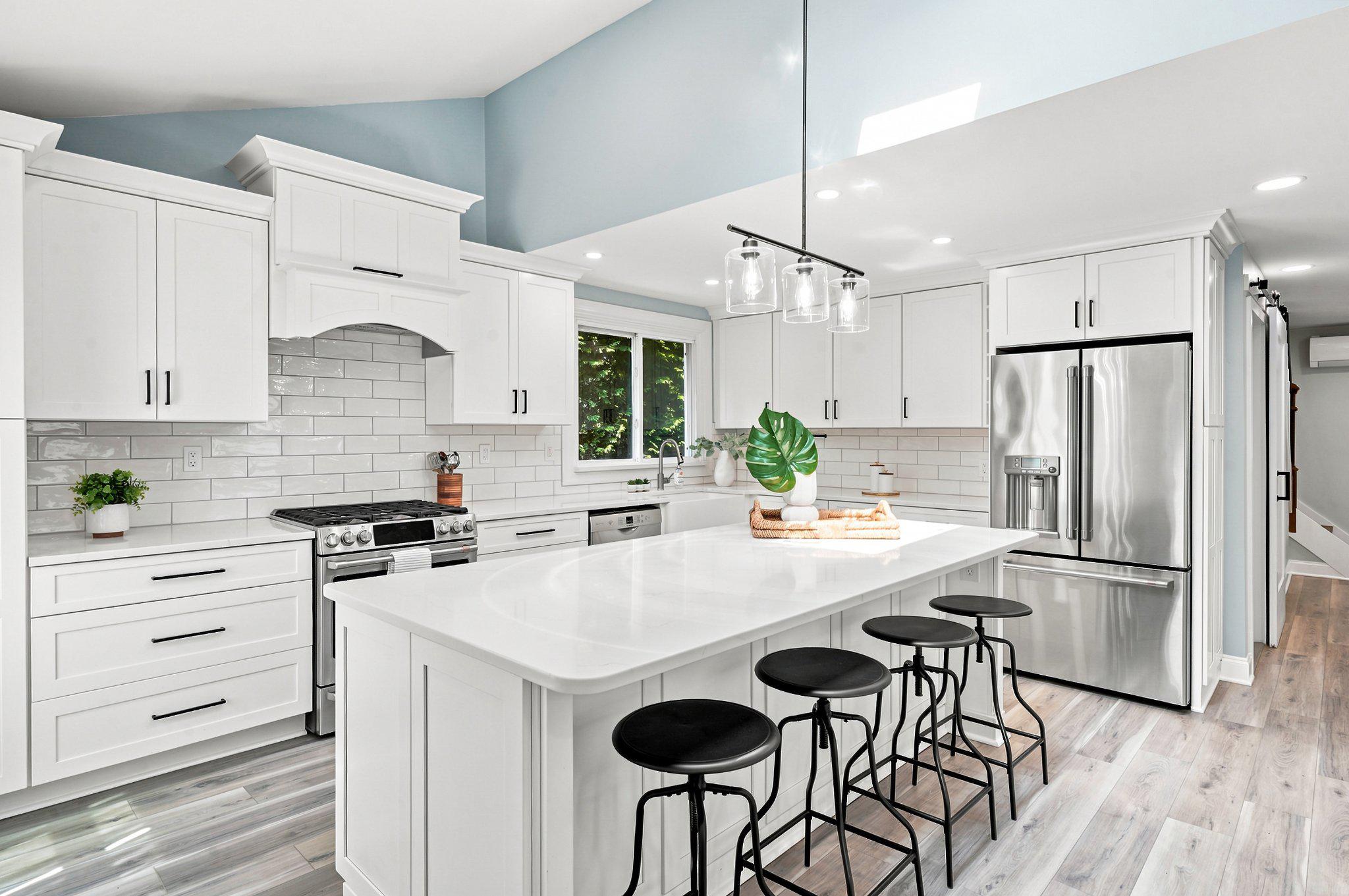 EDGEWATER BEACH - Residential