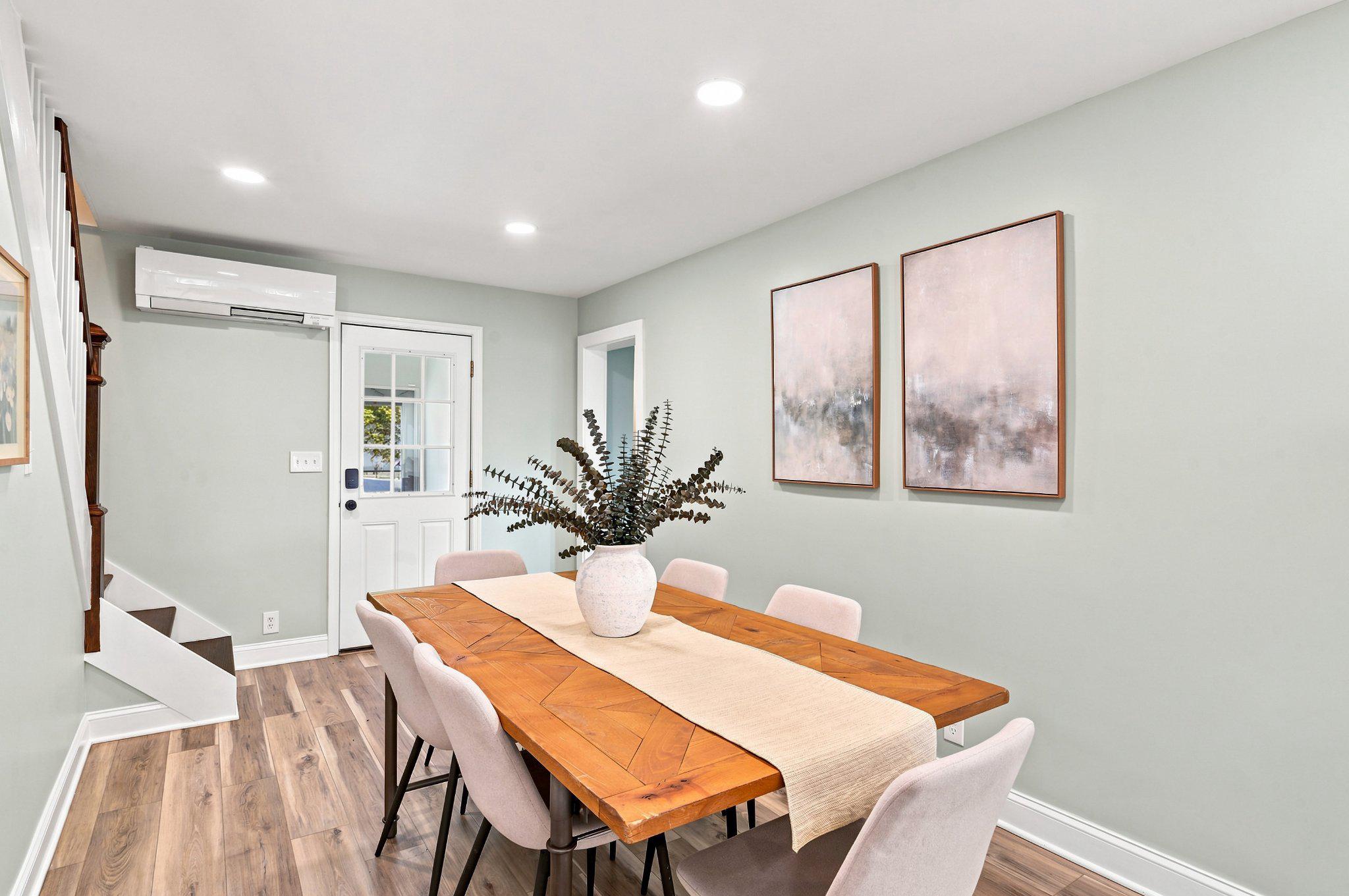 EDGEWATER BEACH - Residential