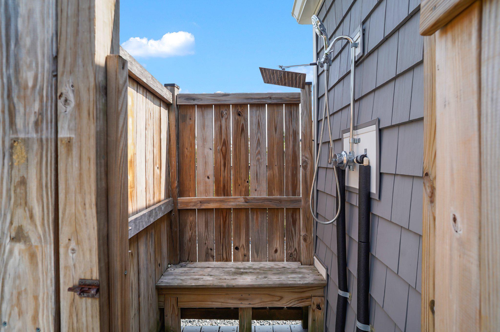 EDGEWATER BEACH - Residential
