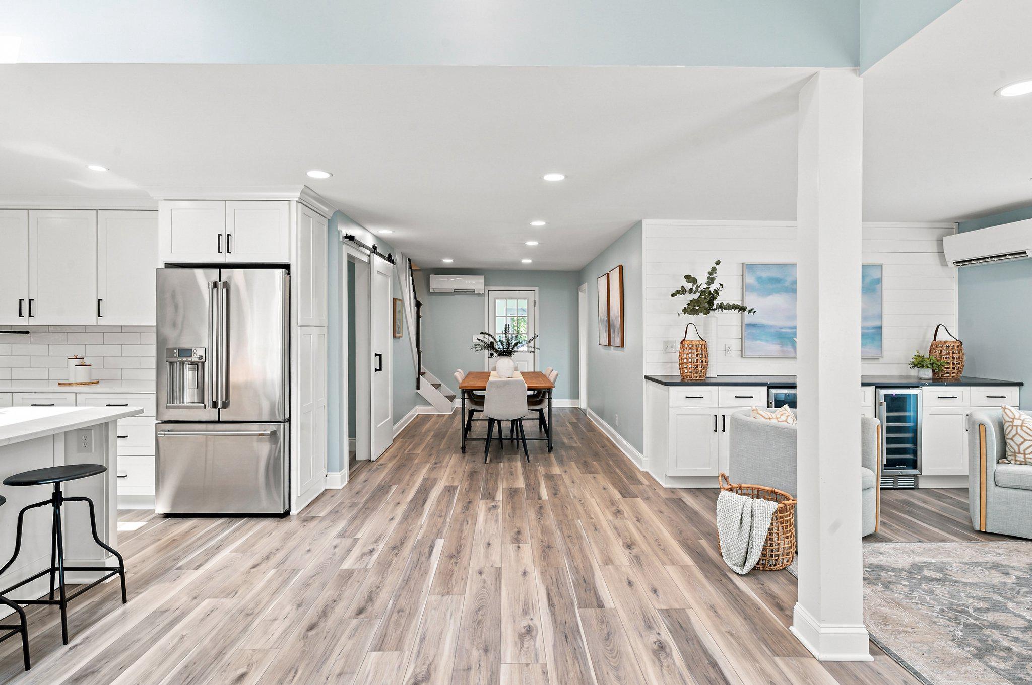 EDGEWATER BEACH - Residential