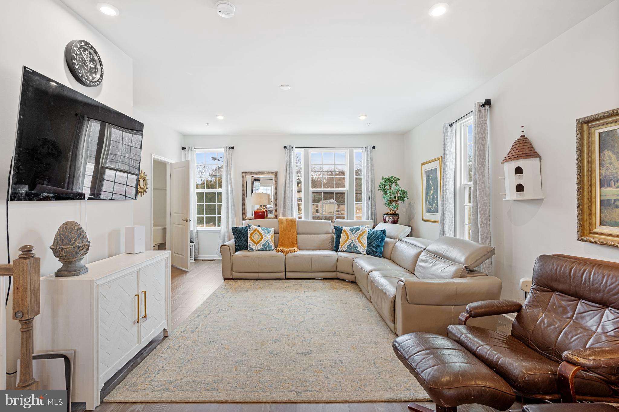 DUBLIN CROSSING - Residential