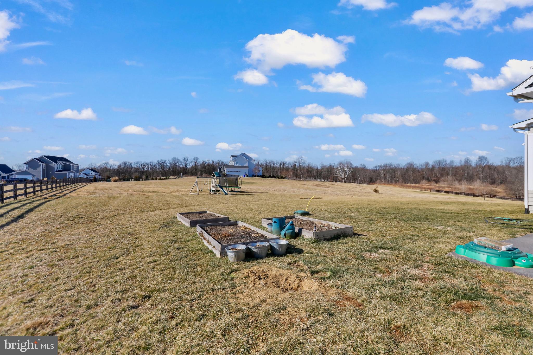 HUNT RIDGE PRESERVE - Residential