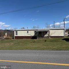 Investment Opportunity!! The home needs some TLC. It is a good investment property in a nice location—next door to the Lions Club Park. It has a nice flat backyard that joins the Lions Park.  The appliances convey that it has a newer washer and dryer.
